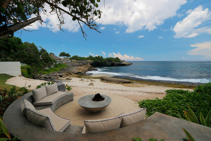 Bali'de Sahile Yakın Lüks Villa Kiralama, Bali Villa 1073