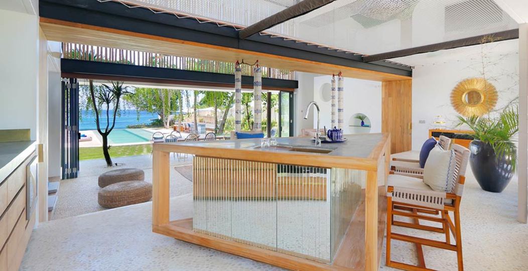 Bali'de Sahile Yakın Lüks Villa Kiralama, Bali Villa 1073