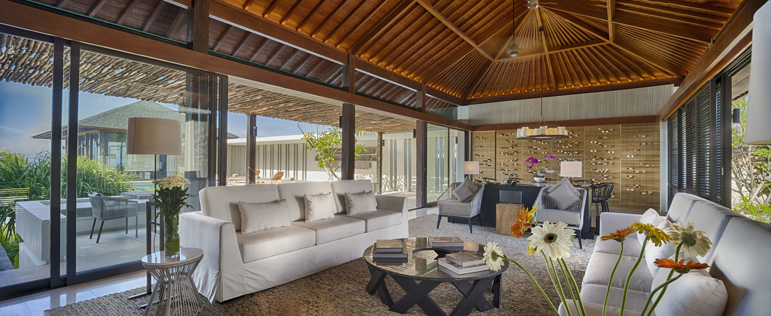 Bali'de Sahile Yakın Lüks Villa Kiralama, Bali Villa 1082
