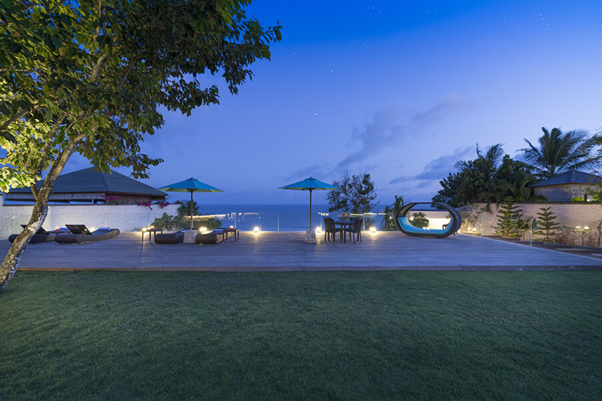 Bukit'te Birinci Sınıf Konumda Güzel 5 Yıldızlı Villa, Villa Markisa