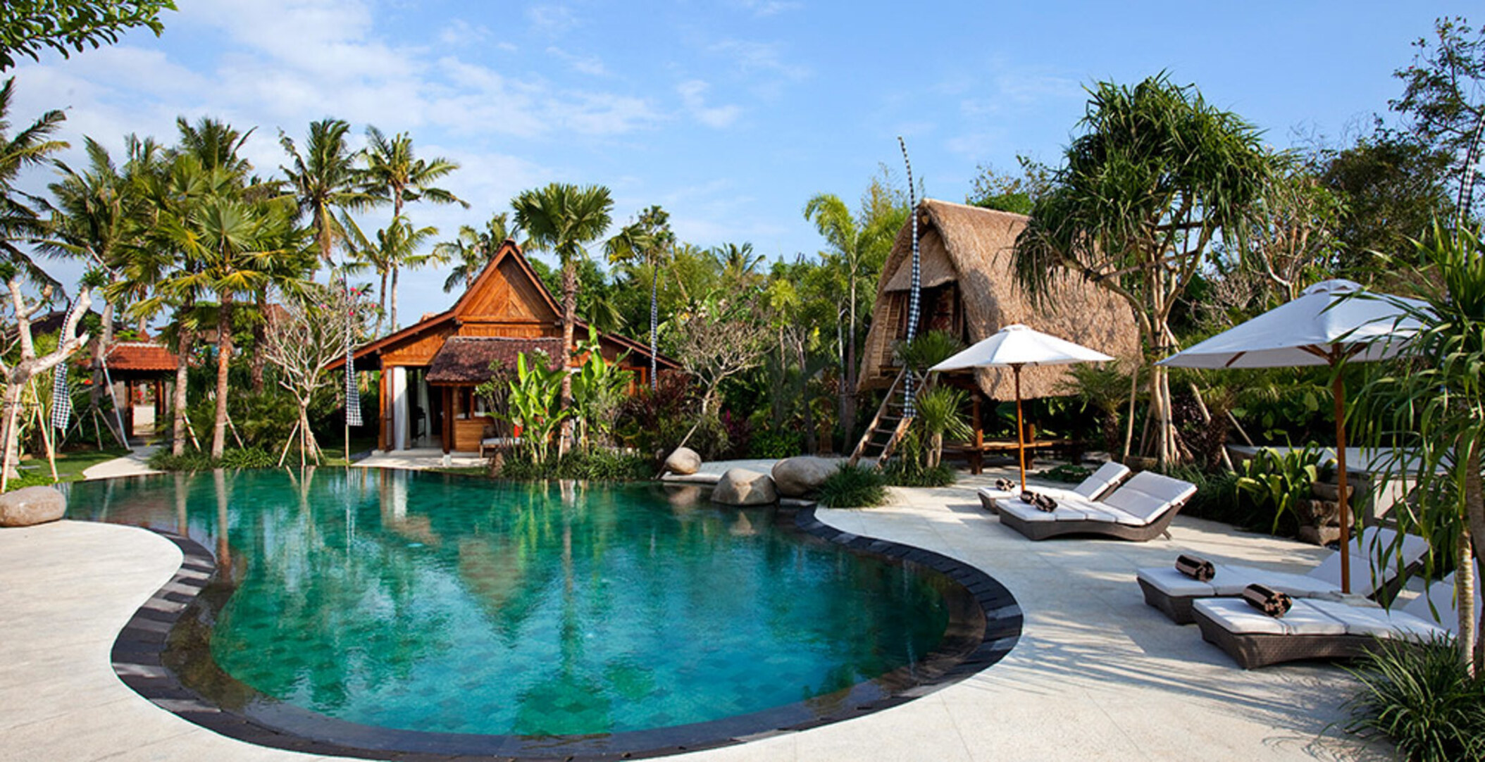 Bali'de Sahile Yakın Lüks Villa Kiralama, Bali Villa 1096