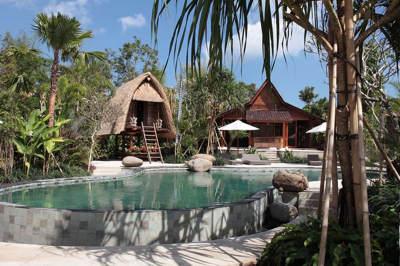 Bali'de Sahile Yakın Lüks Villa Kiralama, Bali Villa 1096