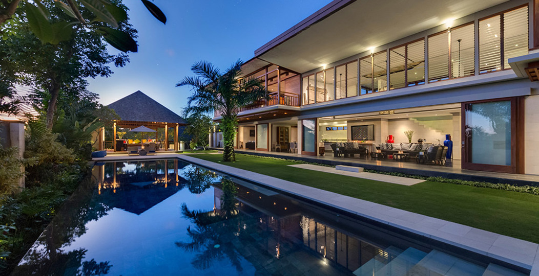 Bali'de Sahile Yakın Lüks Villa Kiralama, Bali Villa 1098