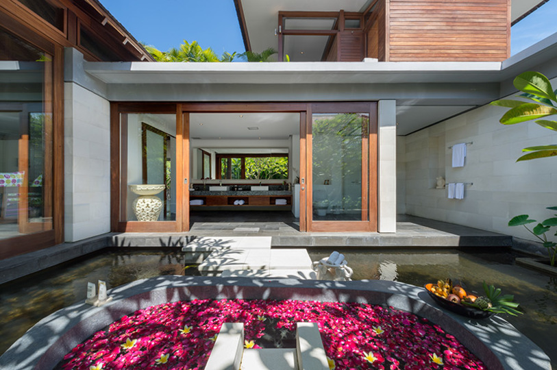 Bali'de Sahile Yakın Lüks Villa Kiralama, Bali Villa 1098