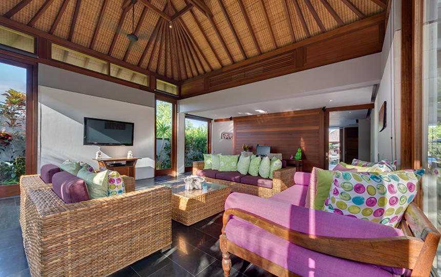 Bali'de Sahile Yakın Lüks Villa Kiralama, Bali Villa 1098