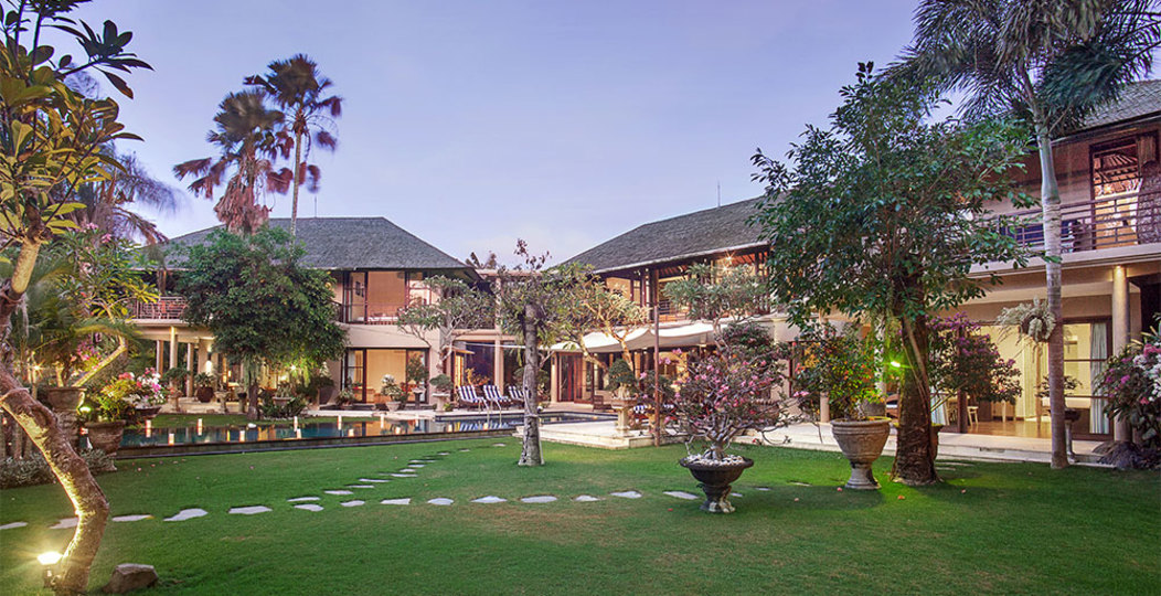 Bali'de Huzurlu Vaha: 4 Yatak Odalı Villa Kaçamağı, 1110