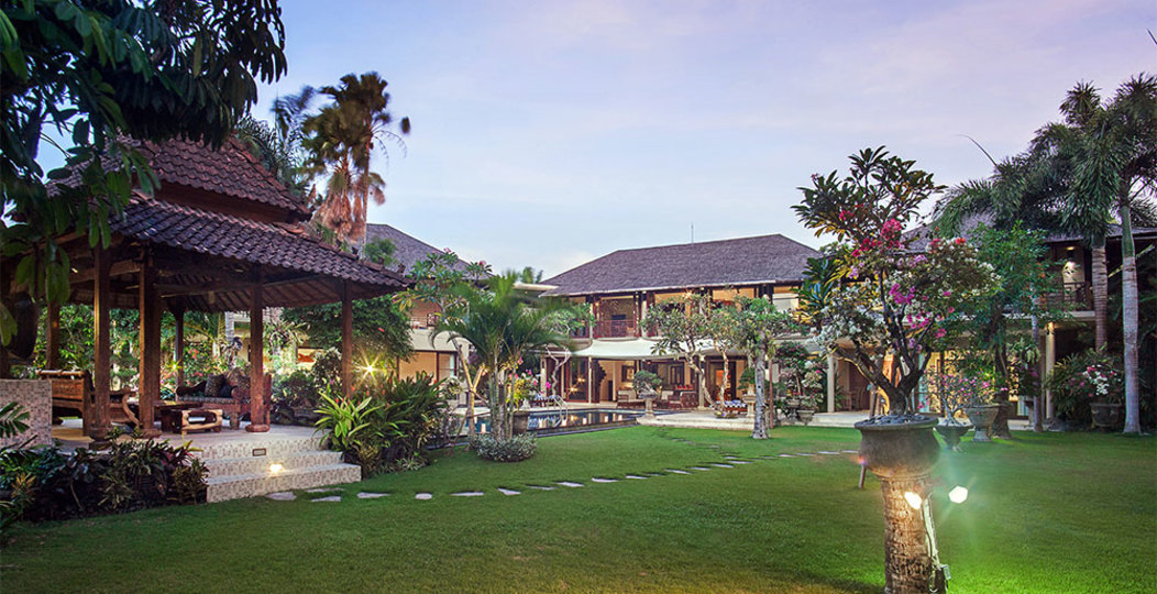 Bali'de Huzurlu Vaha: 4 Yatak Odalı Villa Kaçamağı, 1110