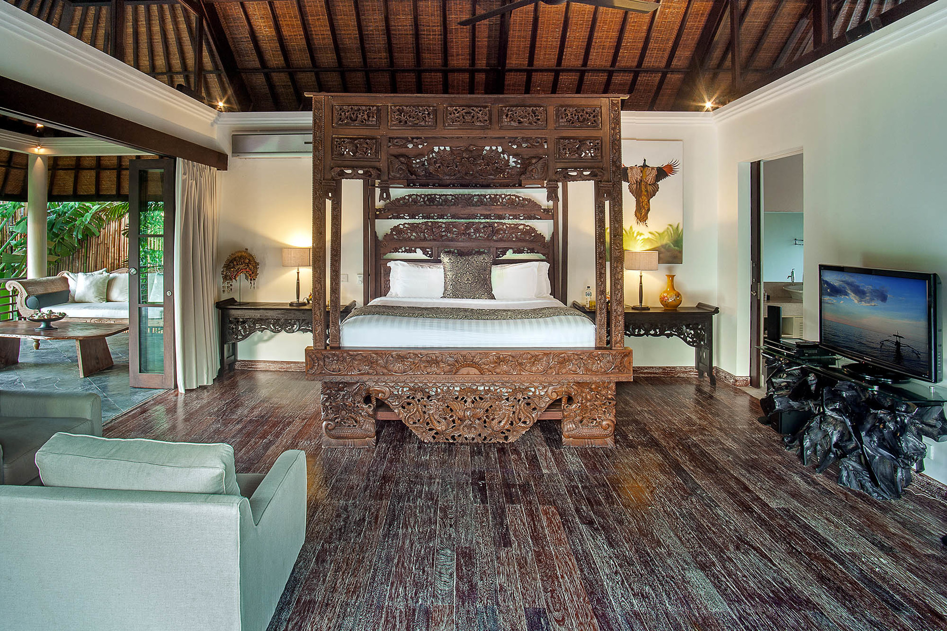 Bali'de Huzurlu Vaha: 4 Yatak Odalı Villa Kaçamağı, 1110