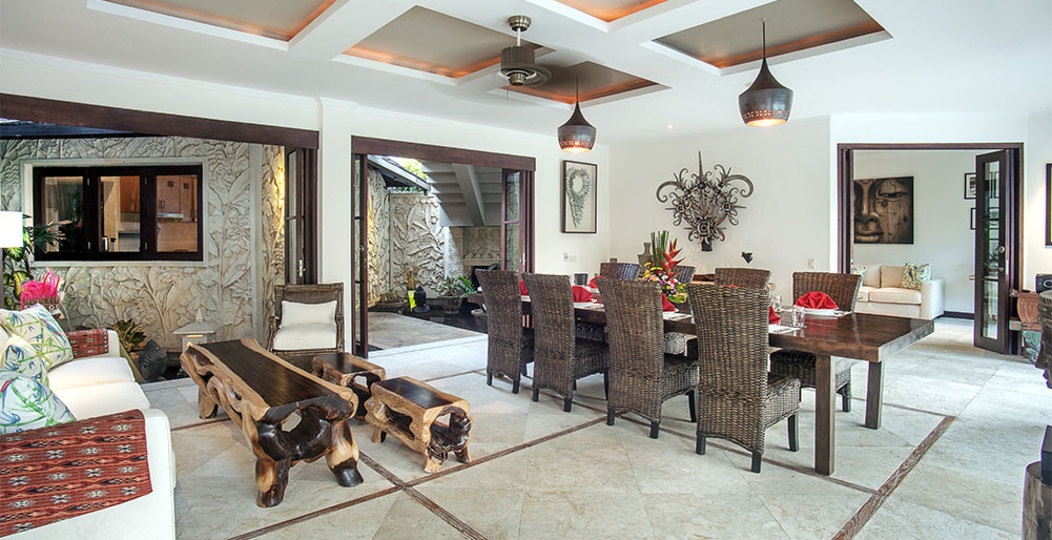 Bali'de Huzurlu Vaha: 4 Yatak Odalı Villa Kaçamağı, 1110