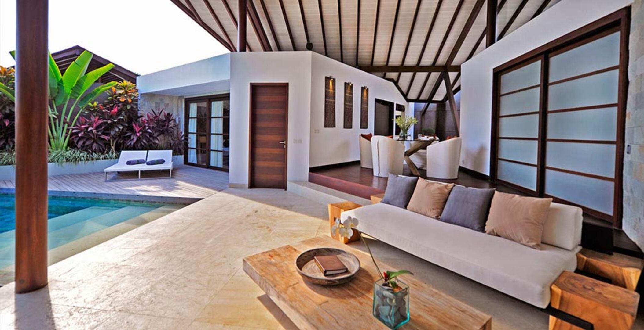 Bali'de Sahile Yakın Lüks Villa Kiralama, Bali Villa 1120