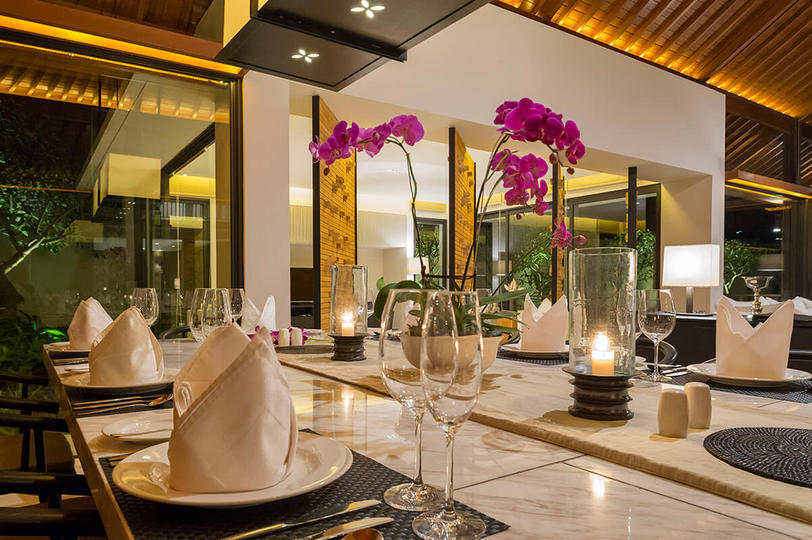 Bali'de Sahile Yakın Lüks Villa Kiralama, Bali Villa 1129