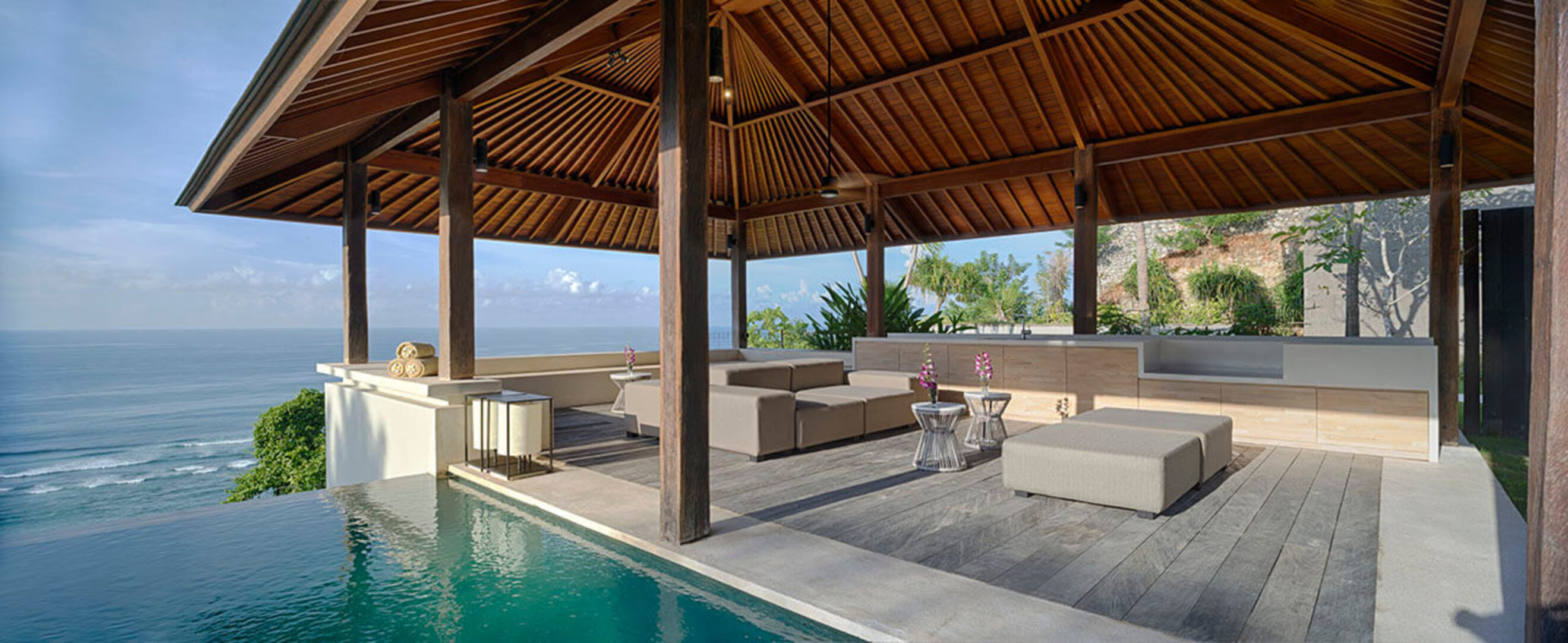 Bali'de Sahile Yakın Lüks Villa Kiralama, Bali Villa 1129