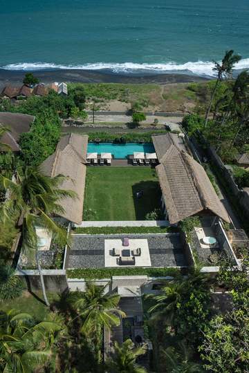 Bali'de Sahile Yakın Lüks Villa Kiralama, Bali Villa 1130