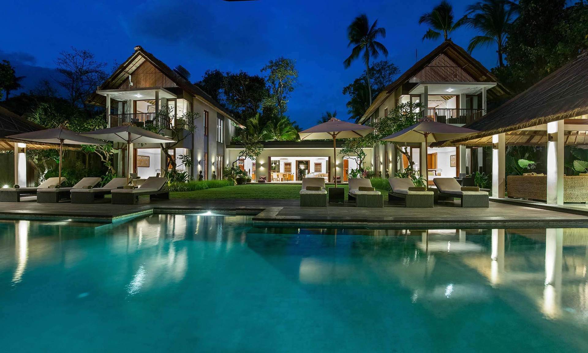 Bali'de Sahile Yakın Lüks Villa Kiralama, Bali Villa 1130