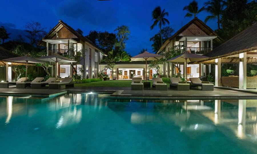Bali'de Sahile Yakın Lüks Villa Kiralama, Bali Villa 1130