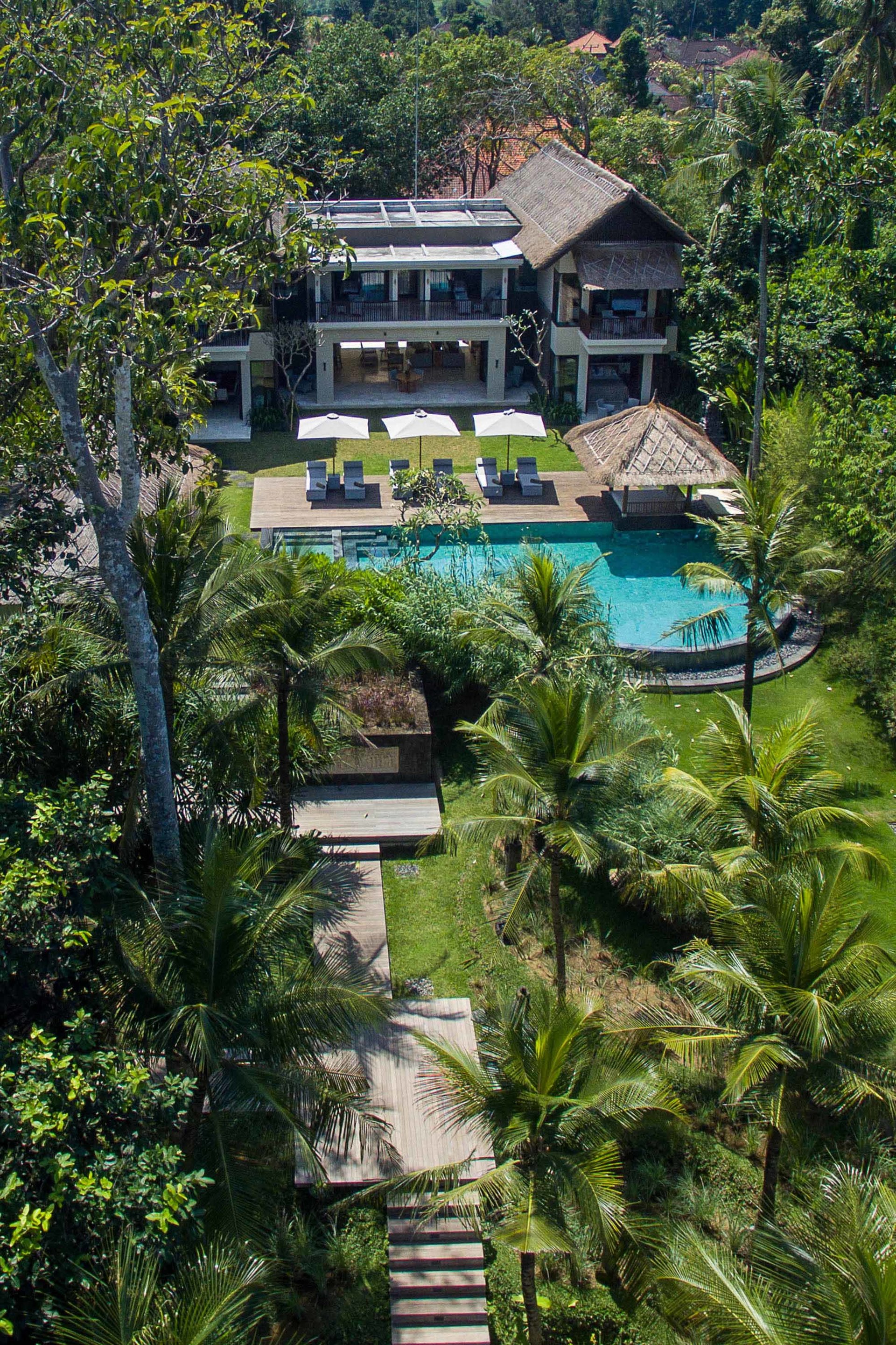 Bali'de Sahile Yakın Lüks Villa Kiralama, Bali Villa 1130