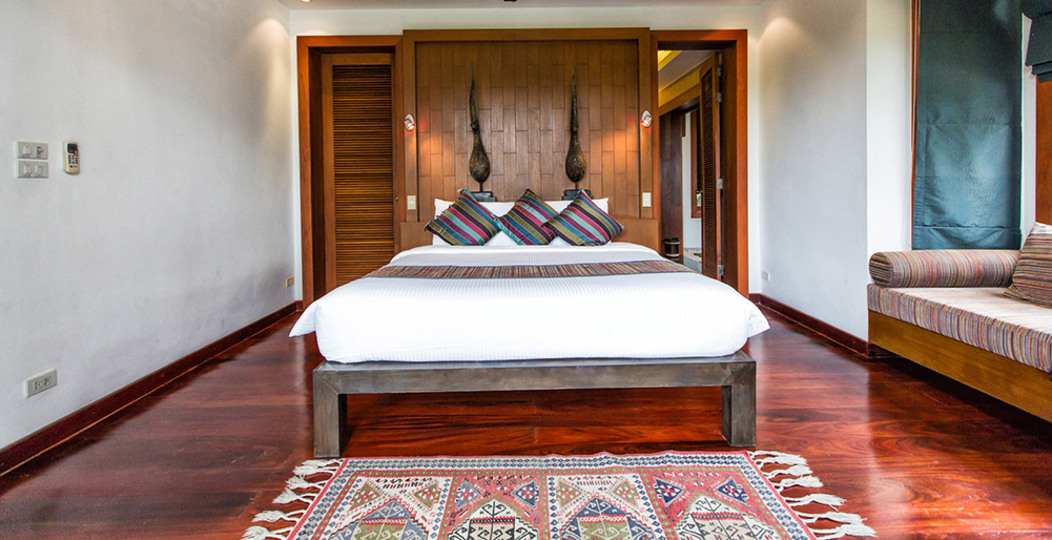 Siz ve Aileniz, bu 4 yatak odalı Lüks Phuket Villa, 1008'de kalarak Rüya gibi bir Tatil geçireceksiniz.