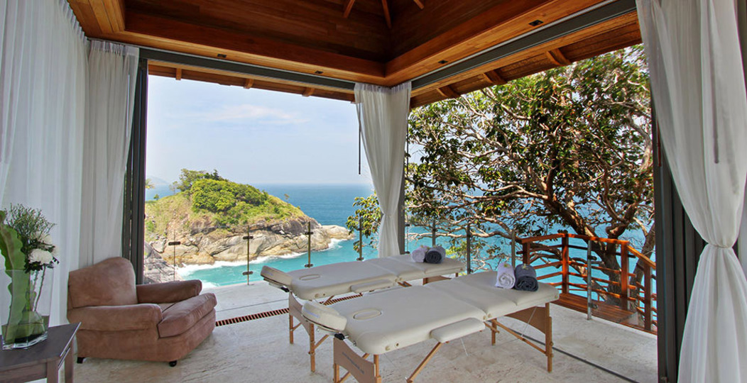 Sonunda Siz ve Arkadaşlarınız 7/24 Konsiyerjli Lüks Bir Villa Kiralayabilirsiniz, Phuket Villa 1011
