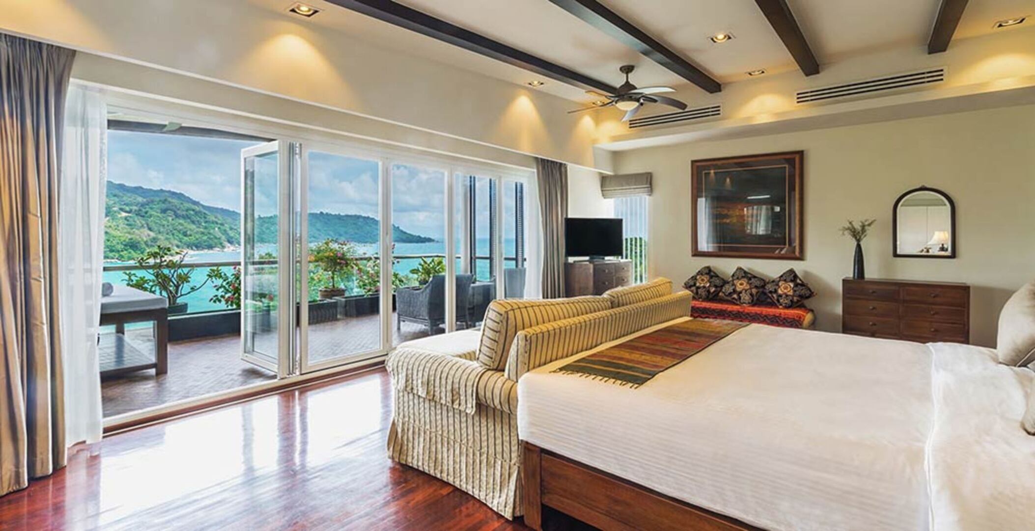 Bunu Resimle...Phuket'te Mükemmel Villa Tatilinizin Keyfini Çıkarmak, Tayland, Phuket Villa 1021