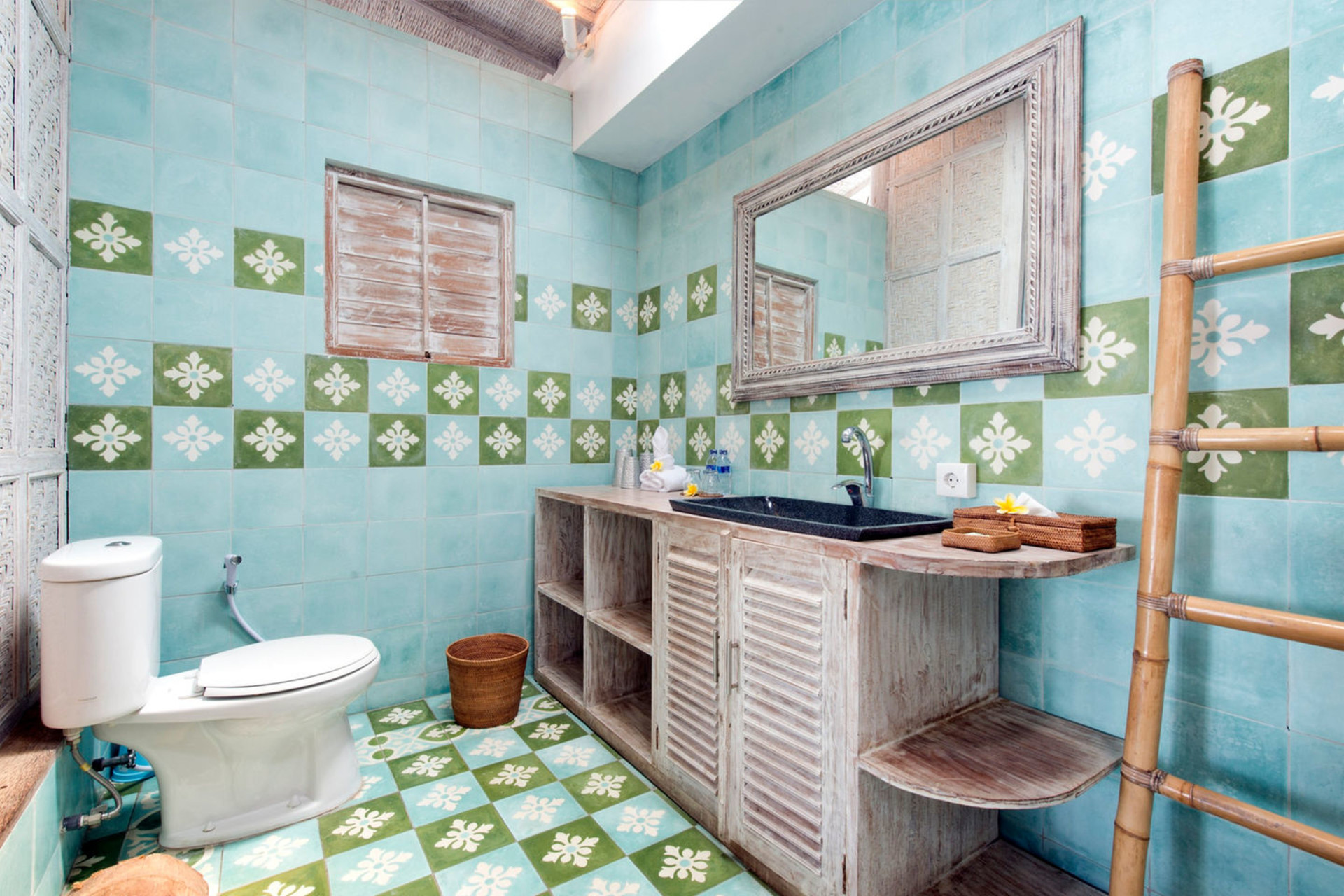 Seminyak'ta Mükemmel Bir Konumda Güzel 5 Yıldızlı Tatil Villası, Tarihlerinizi Güvence Altına Almak İçin Erken Rezervasyon Yapın, Bali Villa 1141