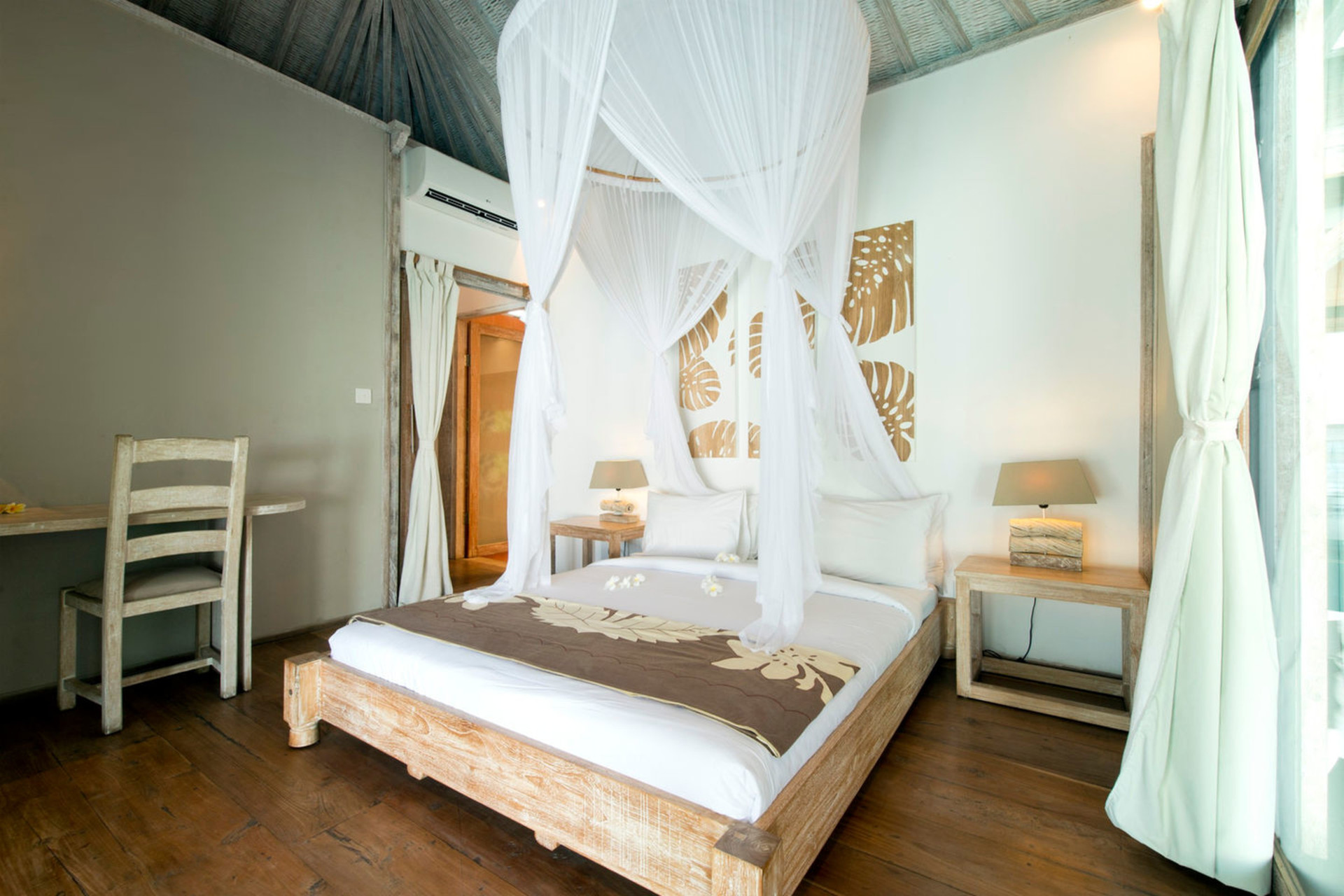 Seminyak'ta Mükemmel Bir Konumda Güzel 5 Yıldızlı Tatil Villası, Tarihlerinizi Güvence Altına Almak İçin Erken Rezervasyon Yapın, Bali Villa 1141