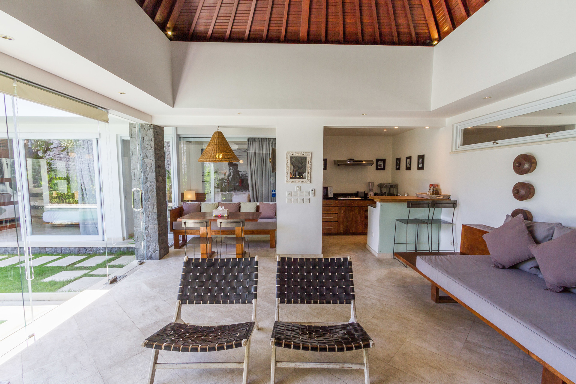 Seminyak'ta Kendi Özel Lüks Tatil Villanızı Temel Otelden Daha Azına Nasıl Kiralarsınız, Bali Villa 1146