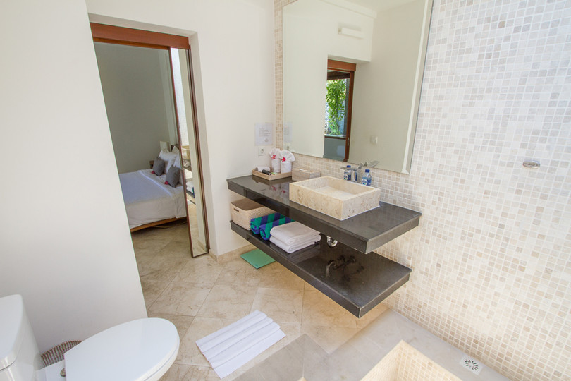 Seminyak'ın Başlıca Gezilecek Yerlerine Yakın 2 Yatak Odalı Lüks Bir Tatil Villası Kiraladığınızı Düşünün, Bali Villa 1147
