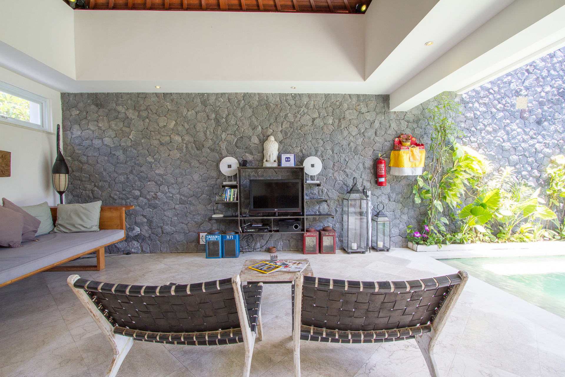 Seminyak'ın Başlıca Gezilecek Yerlerine Yakın 2 Yatak Odalı Lüks Bir Tatil Villası Kiraladığınızı Düşünün, Bali Villa 1147