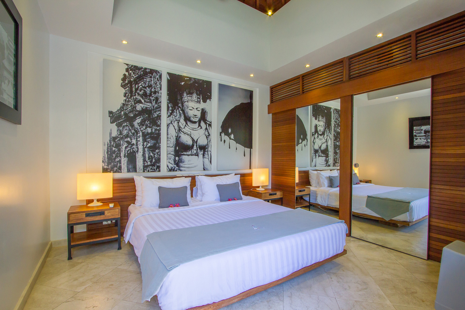 Seminyak'ın Başlıca Gezilecek Yerlerine Yakın 2 Yatak Odalı Lüks Bir Tatil Villası Kiraladığınızı Düşünün, Bali Villa 1147