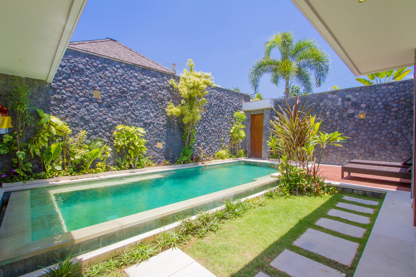 Seminyak'ın Başlıca Gezilecek Yerlerine Yakın 2 Yatak Odalı Lüks Bir Tatil Villası Kiraladığınızı Düşünün, Bali Villa 1147