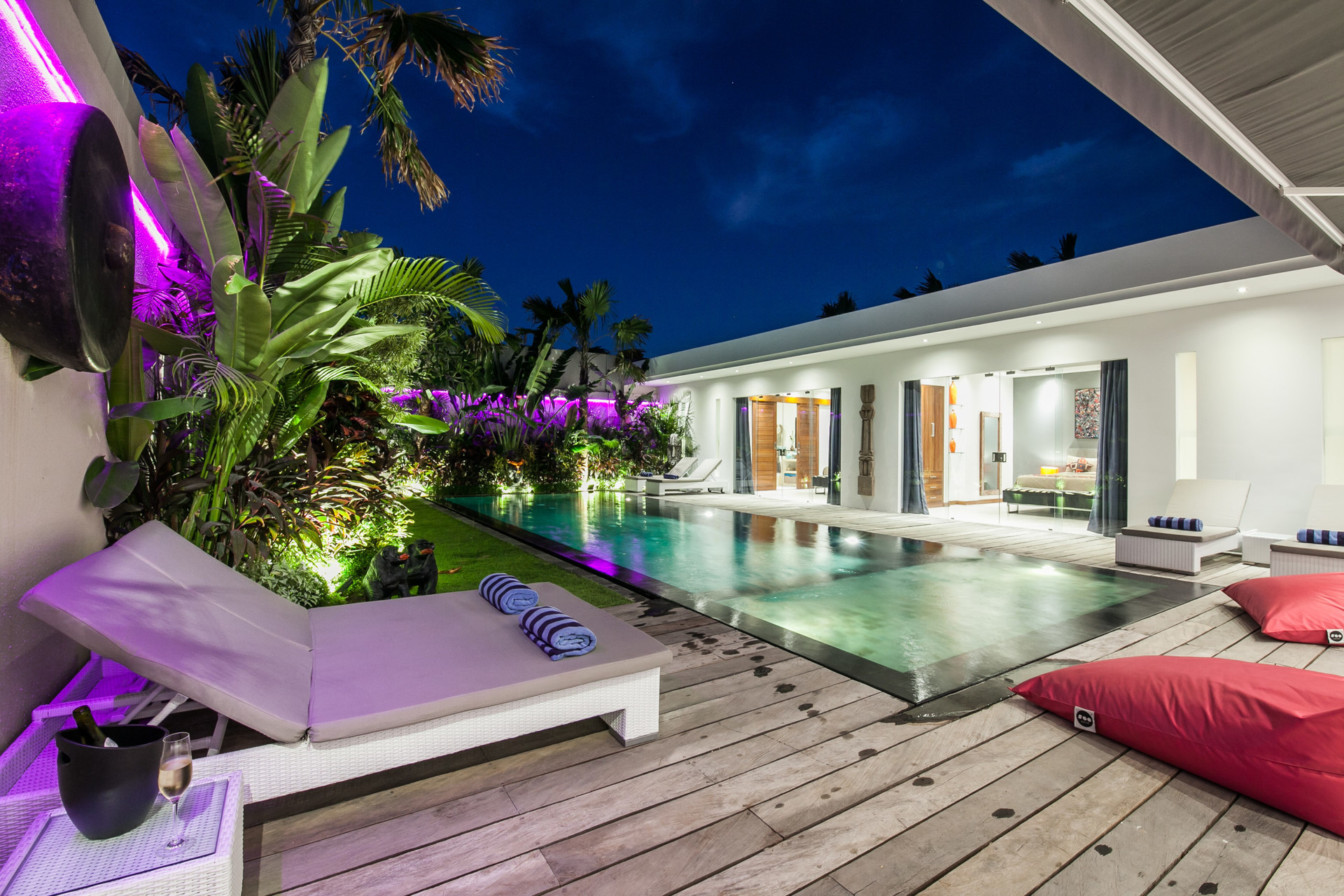 Resim Seminyak'ta Standart Otel Fiyatının Altına Lüks 5 Yıldızlı Villa Tatilinin Keyfini Çıkarmak, Bali Villa 1149