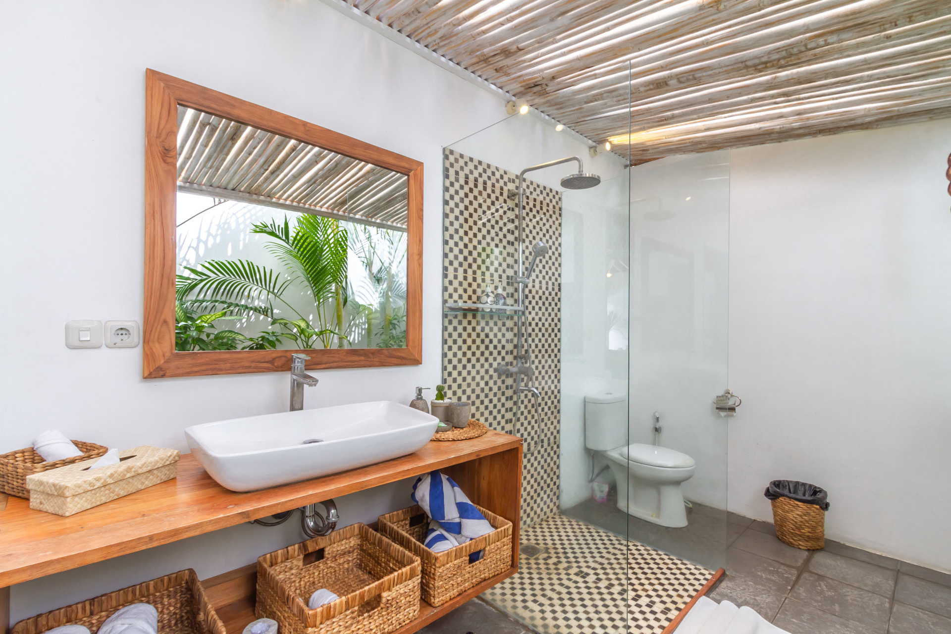 Sonunda, Seminyak'ta Kendi 5 Yıldızlı Özel Villanızı Uygun Fiyata Kiralayın, Bali Villa 1153