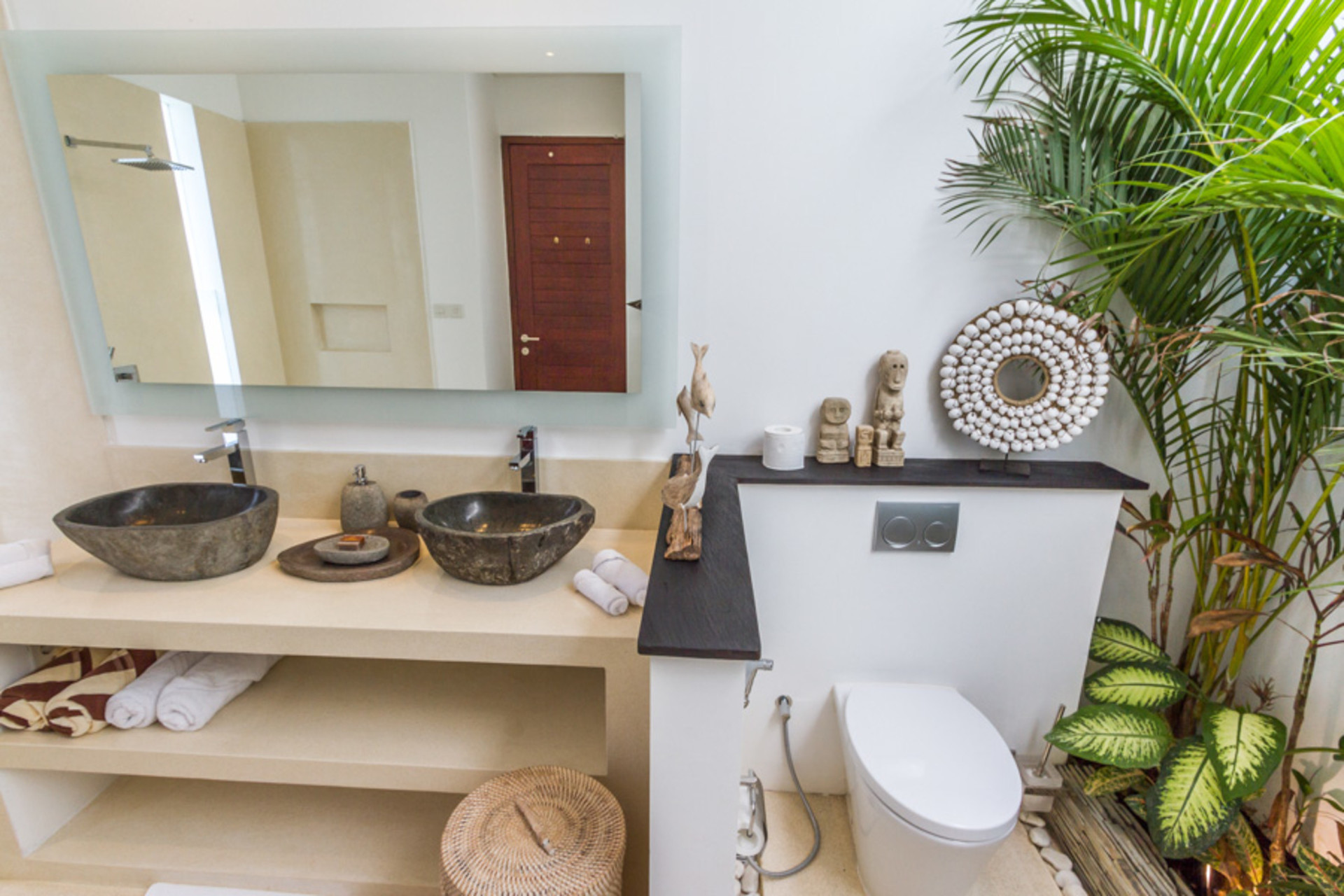 Seminyak'ta Özel Havuzlu ve Tam Personelli Özel Tatil Villanızı Kiralamak İçin Eksiksiz Kılavuz, Bali Villa 1156