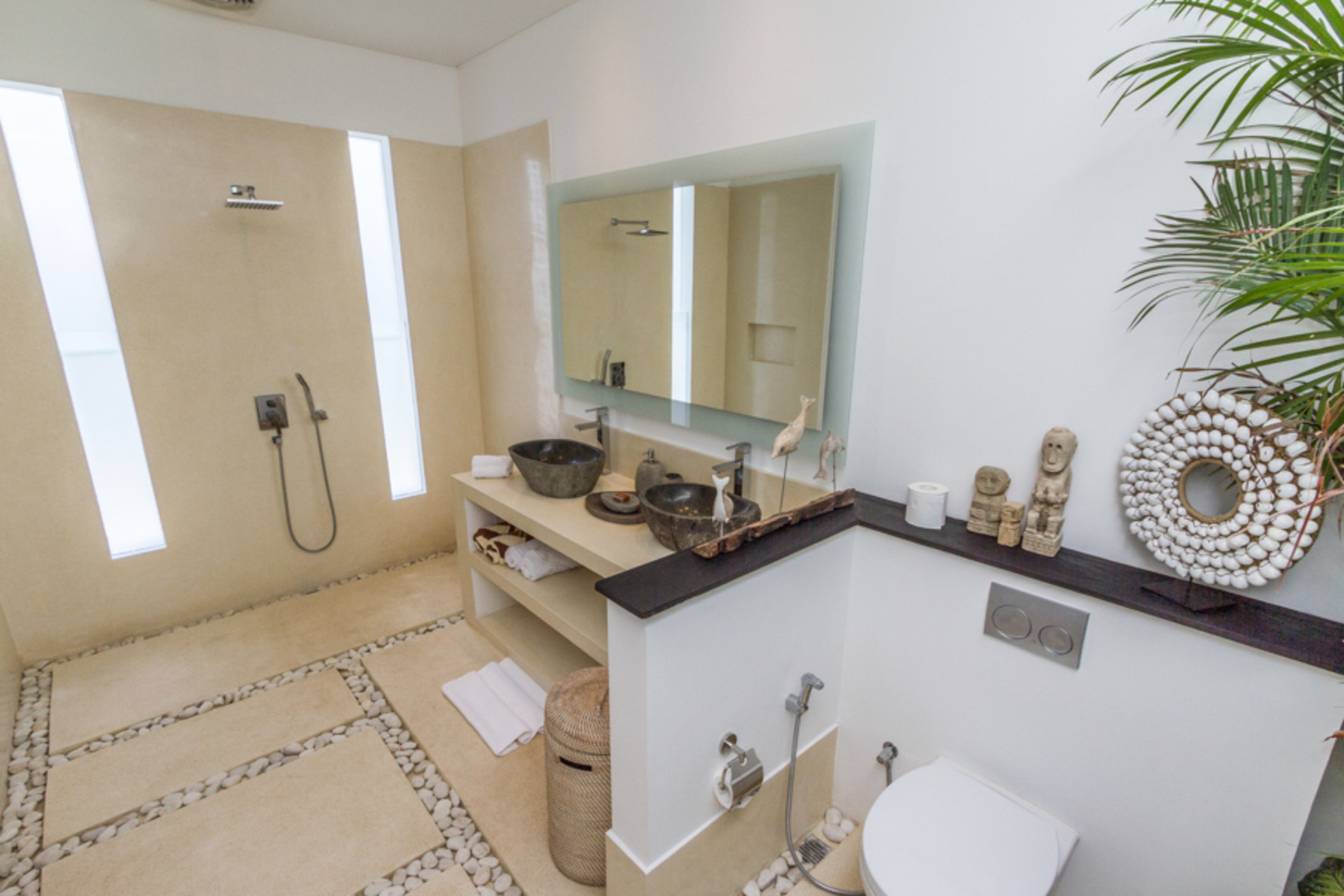 Seminyak'ta Özel Havuzlu ve Tam Personelli Özel Tatil Villanızı Kiralamak İçin Eksiksiz Kılavuz, Bali Villa 1156
