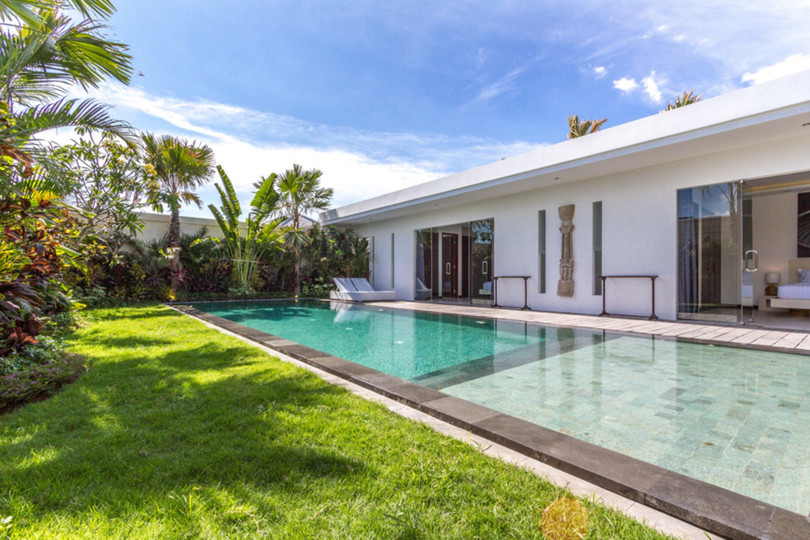 Seminyak'ta Özel Havuzlu ve Tam Personelli Özel Tatil Villanızı Kiralamak İçin Eksiksiz Kılavuz, Bali Villa 1156