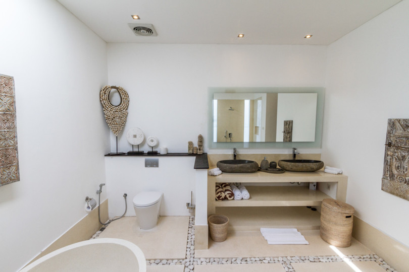 Seminyak'ta Özel Havuzlu ve Tam Personelli Özel Tatil Villanızı Kiralamak İçin Eksiksiz Kılavuz, Bali Villa 1156