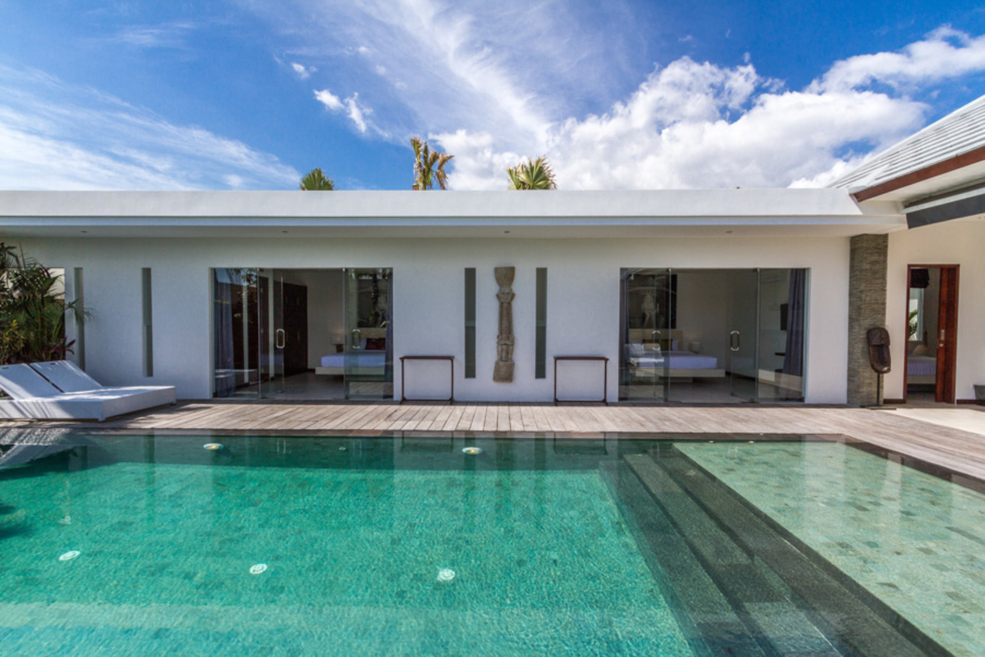 Seminyak'ta Özel Havuzlu ve Tam Personelli Özel Tatil Villanızı Kiralamak İçin Eksiksiz Kılavuz, Bali Villa 1156
