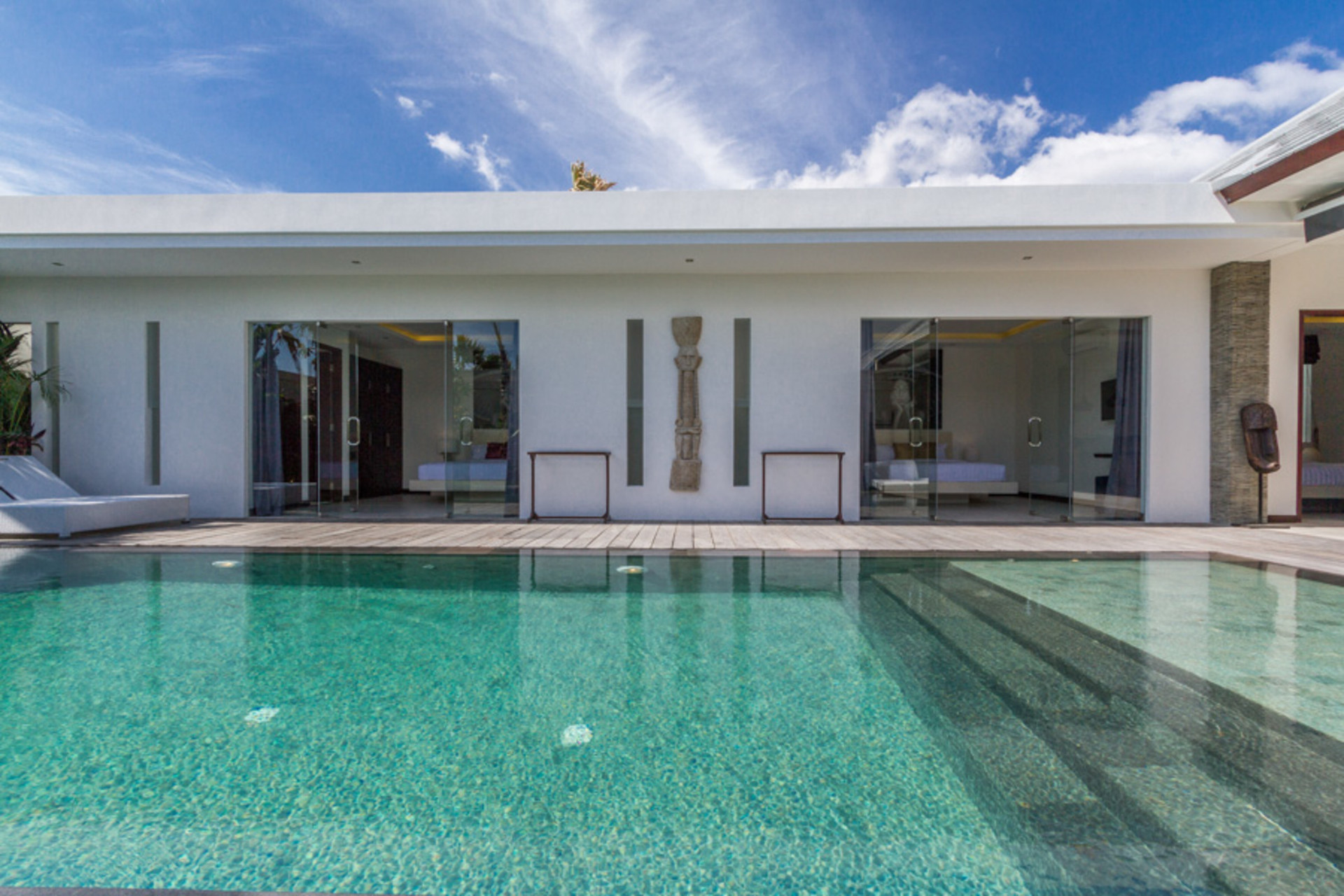 Seminyak'ta Özel Havuzlu ve Tam Personelli Özel Tatil Villanızı Kiralamak İçin Eksiksiz Kılavuz, Bali Villa 1156