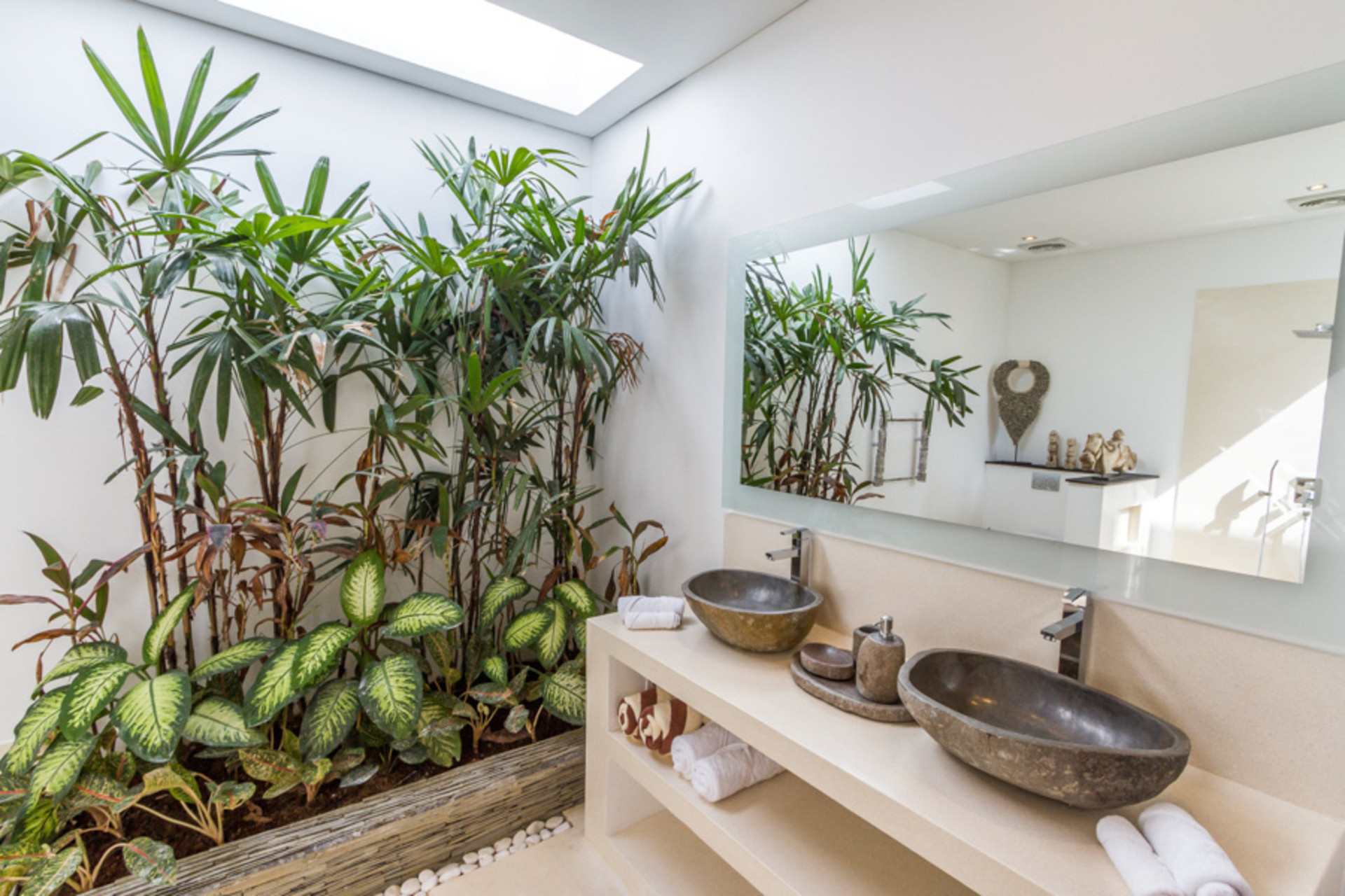 Seminyak'ta Özel Havuzlu ve Tam Personelli Özel Tatil Villanızı Kiralamak İçin Eksiksiz Kılavuz, Bali Villa 1156