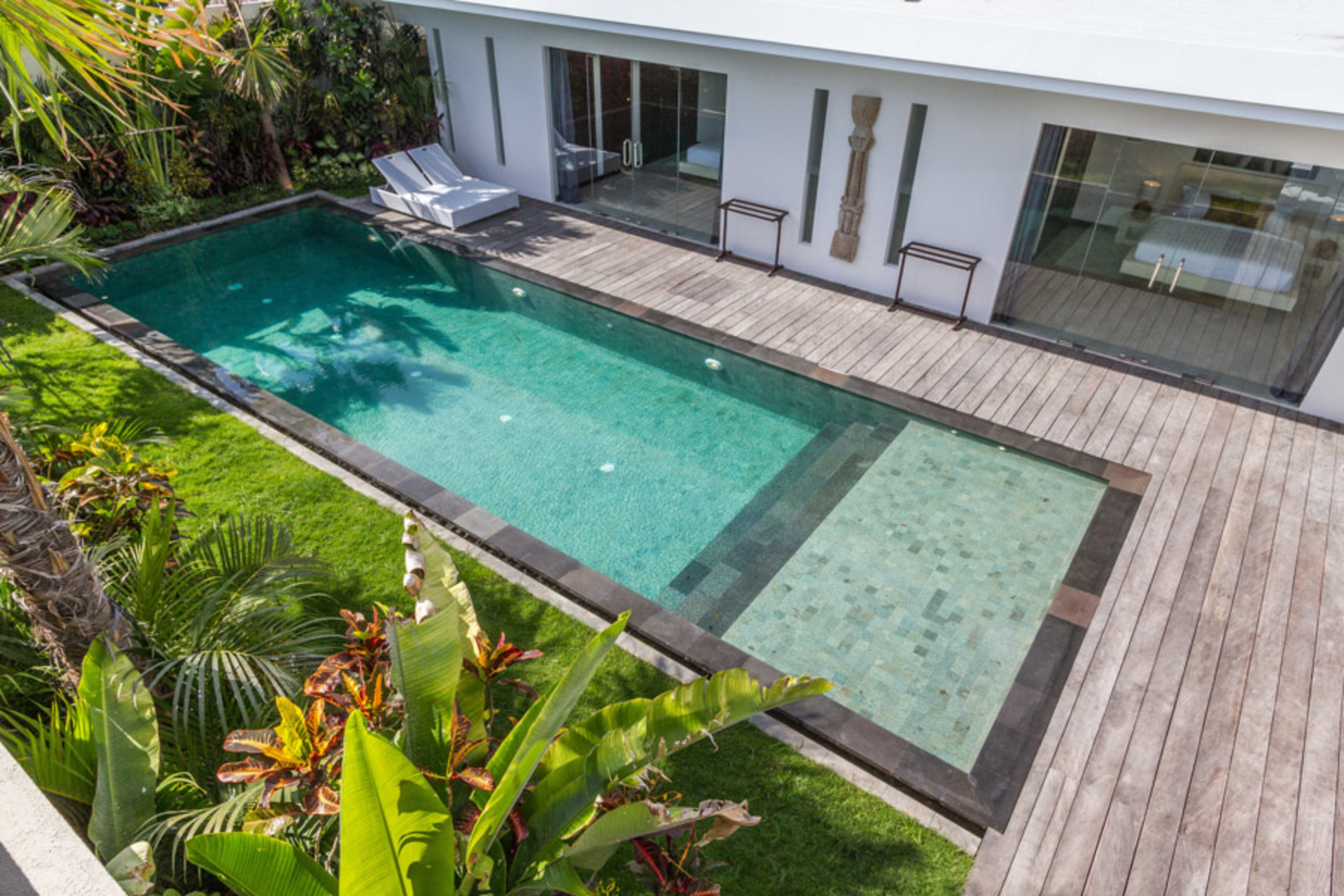 Seminyak'ta Özel Havuzlu ve Tam Personelli Özel Tatil Villanızı Kiralamak İçin Eksiksiz Kılavuz, Bali Villa 1156