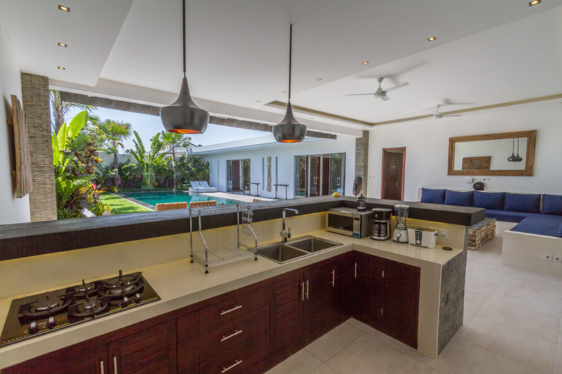 Seminyak'ta Özel Havuzlu ve Tam Personelli Özel Tatil Villanızı Kiralamak İçin Eksiksiz Kılavuz, Bali Villa 1156