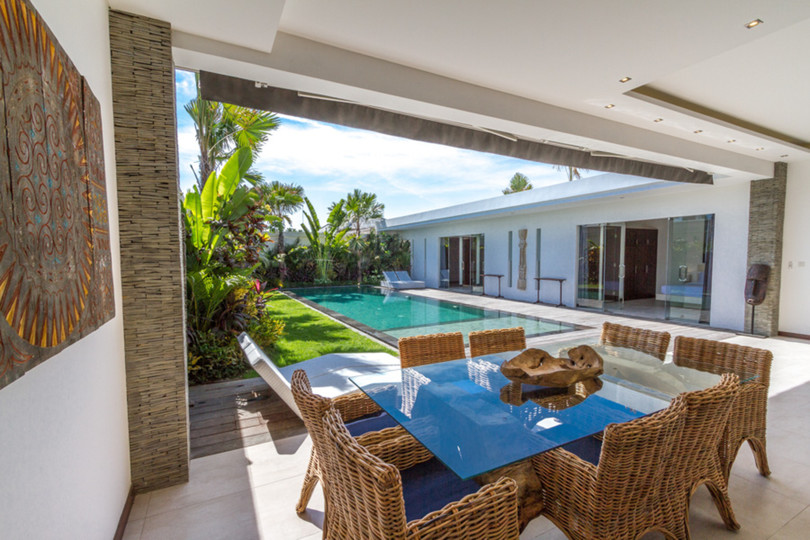 Seminyak'ta Özel Havuzlu ve Tam Personelli Özel Tatil Villanızı Kiralamak İçin Eksiksiz Kılavuz, Bali Villa 1156