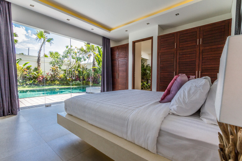 Seminyak'ta Özel Havuzlu ve Tam Personelli Özel Tatil Villanızı Kiralamak İçin Eksiksiz Kılavuz, Bali Villa 1156