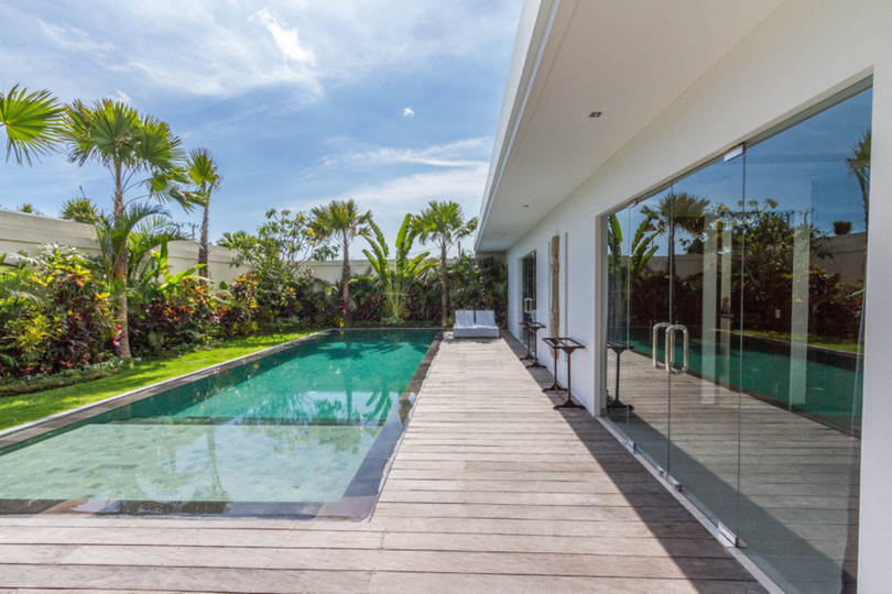 Seminyak'ta Özel Havuzlu ve Tam Personelli Özel Tatil Villanızı Kiralamak İçin Eksiksiz Kılavuz, Bali Villa 1156