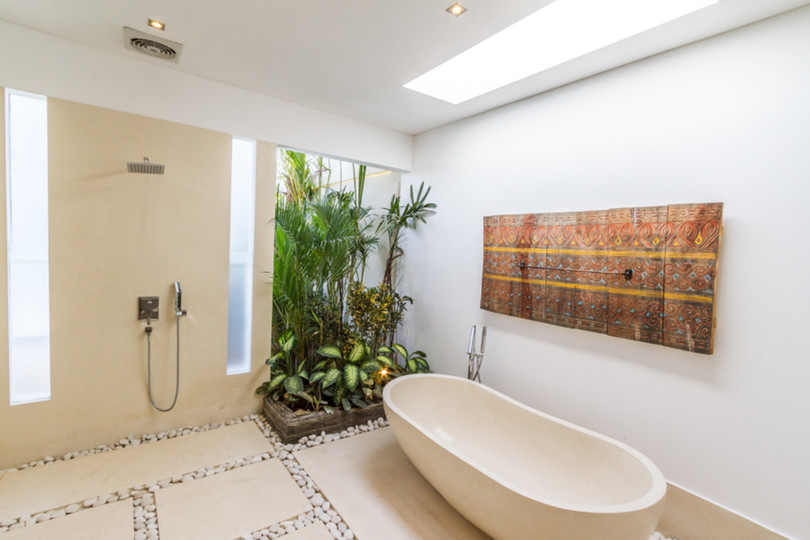 Ailenizin Seminyak'ın Başlıca Gezilecek Yerlerine Yakın 3 Yatak Odalı Lüks Bir Tatil Villası Kiraladığını Düşünün, Bali Villa 1157