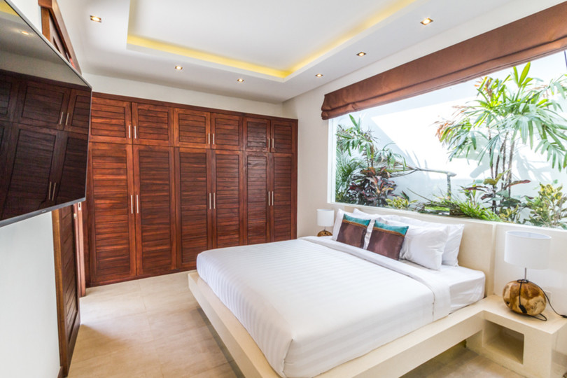 Ailenizin Seminyak'ın Başlıca Gezilecek Yerlerine Yakın 3 Yatak Odalı Lüks Bir Tatil Villası Kiraladığını Düşünün, Bali Villa 1157