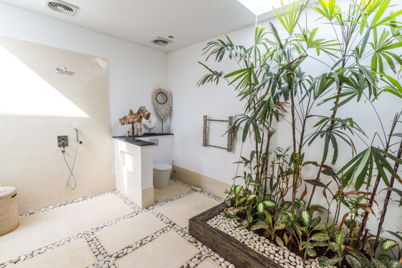 Ailenizin Seminyak'ın Başlıca Gezilecek Yerlerine Yakın 3 Yatak Odalı Lüks Bir Tatil Villası Kiraladığını Düşünün, Bali Villa 1157
