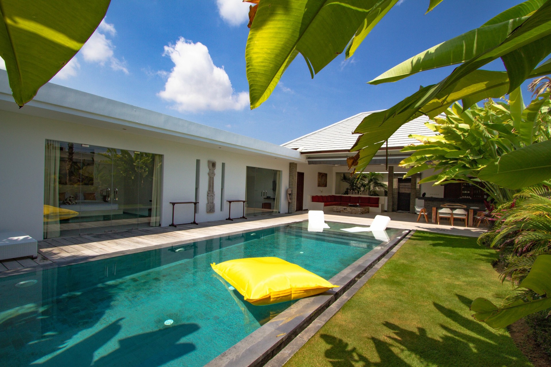 Seminyak'ta Kendi 5 Yıldızlı Özel Villanızı En İyi Fiyata Kiralayarak Ömür Boyu Tatilin Keyfini Çıkarın, Bali Villa 1158