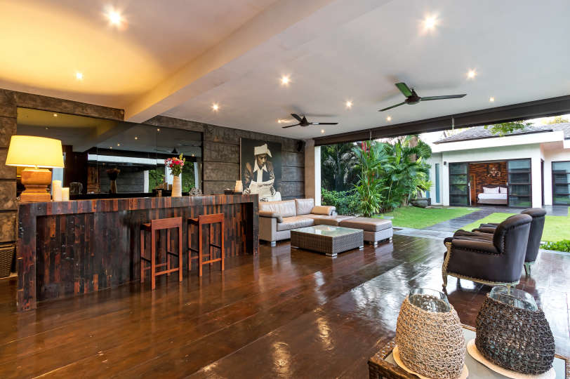 Seminyak'ta Özel Havuzlu 5 Yatak Odalı Tatil Villası, Bali Villa 2001