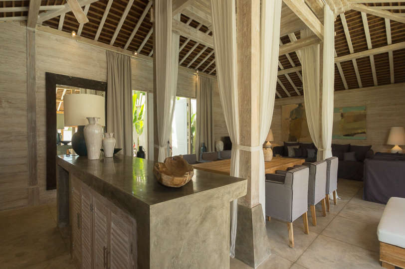 Kerobokan'da Mükemmel Bir Konumda Güzel 5 Yıldızlı Tatil Villası, Tarihlerinizi Güvence Altına Almak İçin Erken Rezervasyon Yapın, Villa Bali 2006